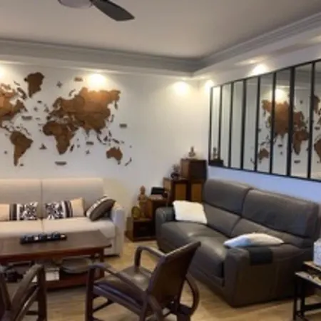 Newly Renovated With Stunning Sea View Apartment *
